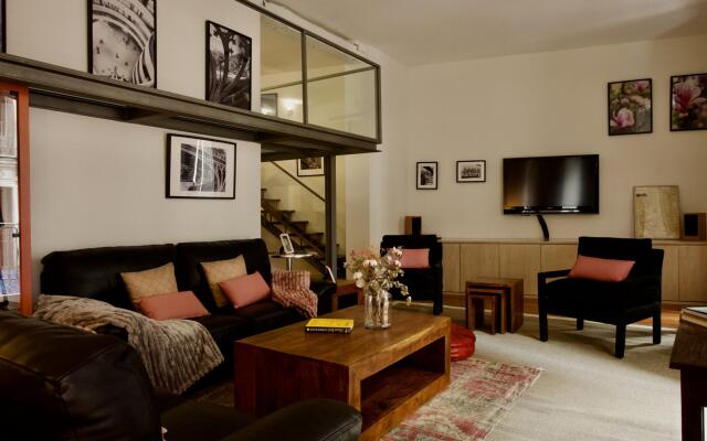 M (Nav9) Luxury Apartment-Madrid Downtown