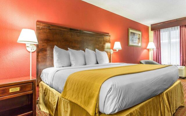 Clarion Pointe Statesville