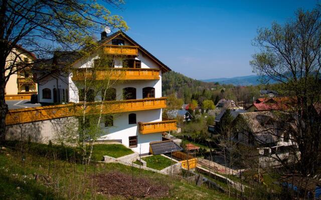 Apartamenty hoteLOVE na Skale