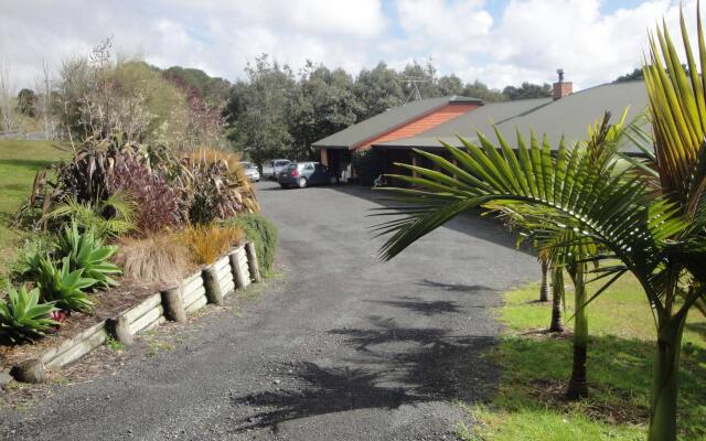 Morepork Riverside Lodge