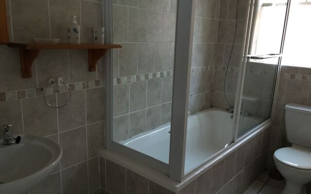 Mentors Country Estate