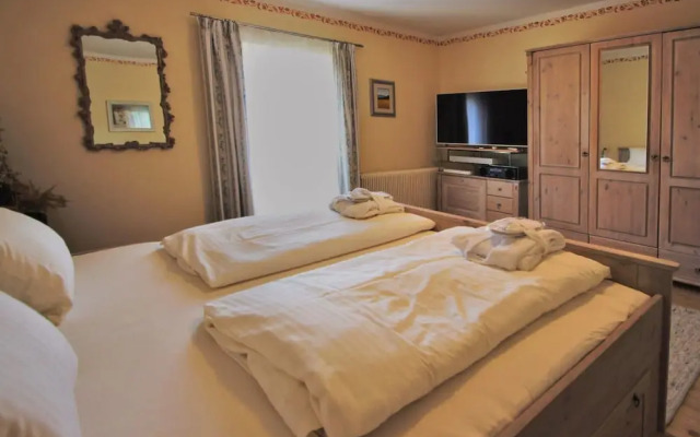 Tranquil Apartment in the Centre of Seefeld