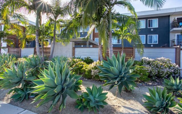 WanderJaunt Luxe Normal Heights Apts