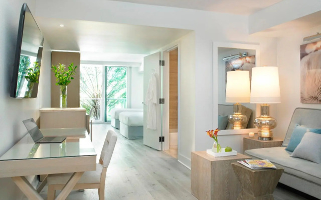 Grand Beach Hotel Surfside West