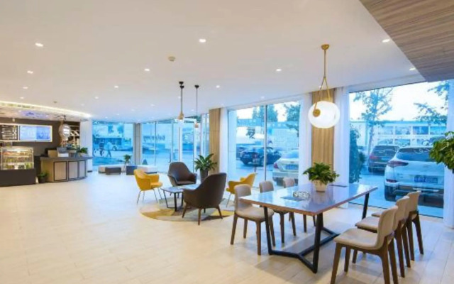 HanTing Premium Hotel (Dalian North Station)