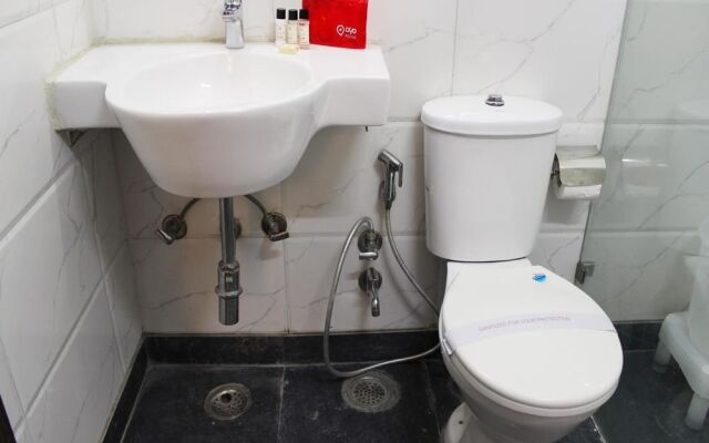 OYO Rooms Patel Nagar Market