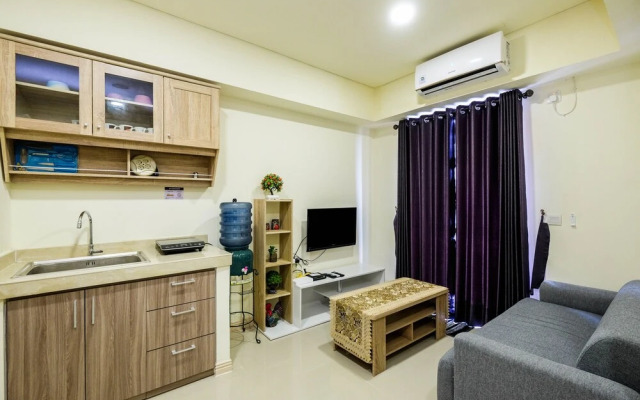 New Furnished and Comfy 2BR at Meikarta Apartment
