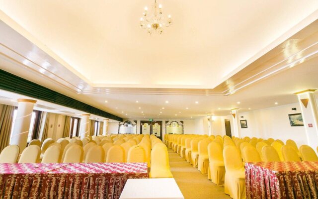 Riverside Hotel