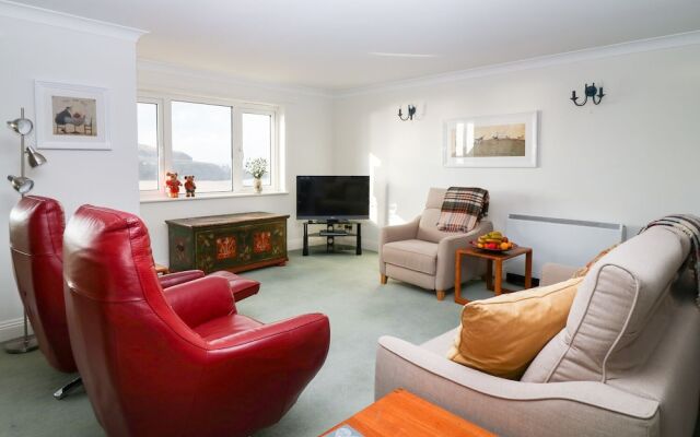 14 Burgh Island, Kingsbridge