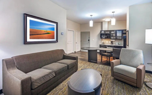 Candlewood Suites - Midland Sw