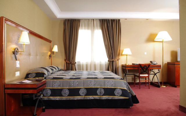 Piraeus Theoxenia Hotel - Image 5