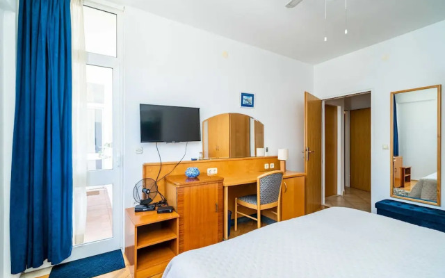 Down Town Apartments