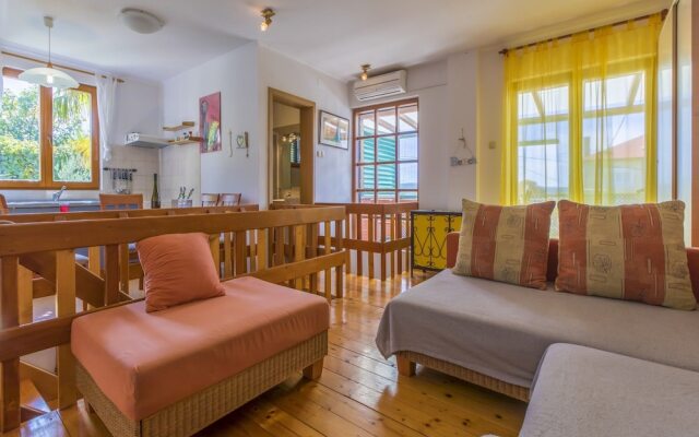 House Haus Vlady