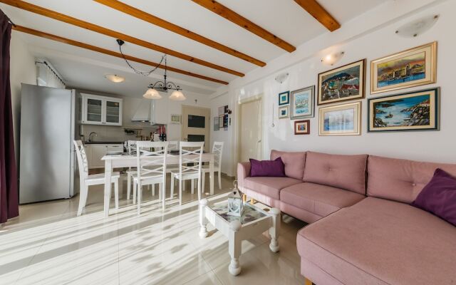 Villa Luana with amazing sea views