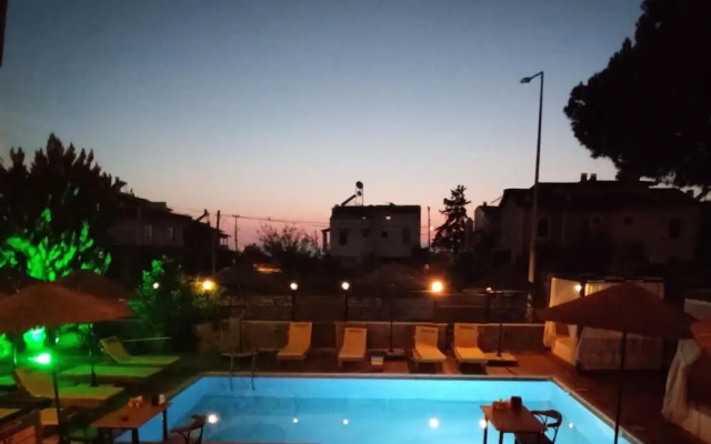 Aterna Hotel