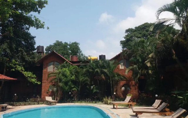 Sea Breeze Beach Resort Candolim