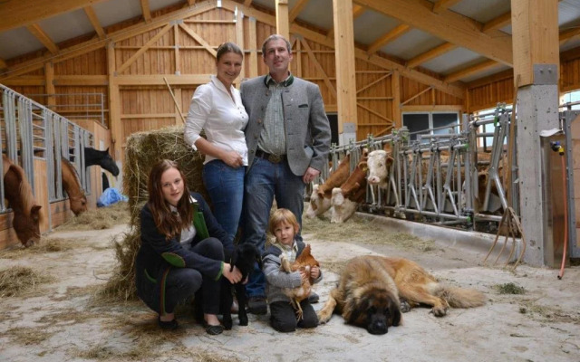 Saumerhof - Fam. Trinker Marion Und Wolfgang
