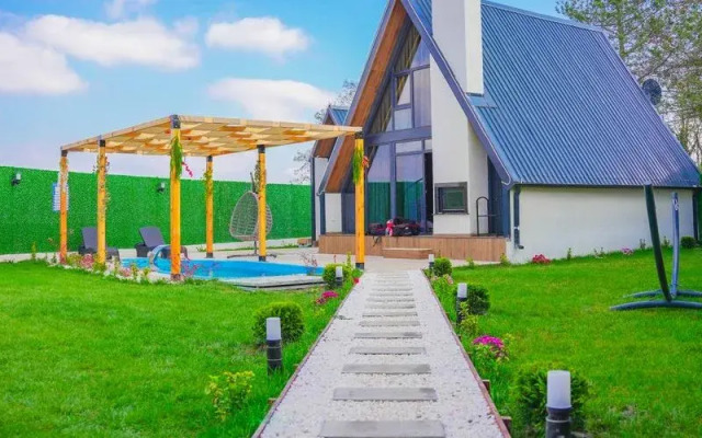 Relax House