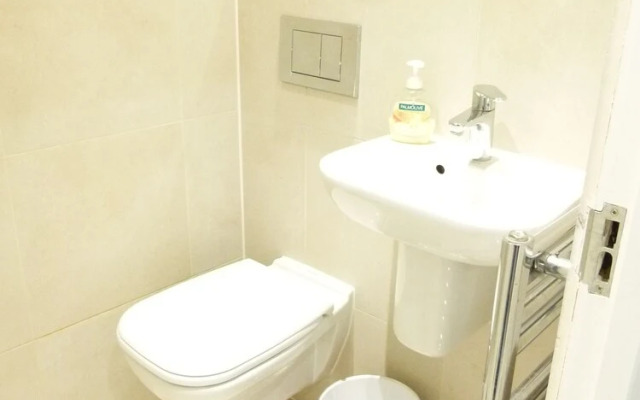 SS Property Hub - Apartment close to Hyde Park