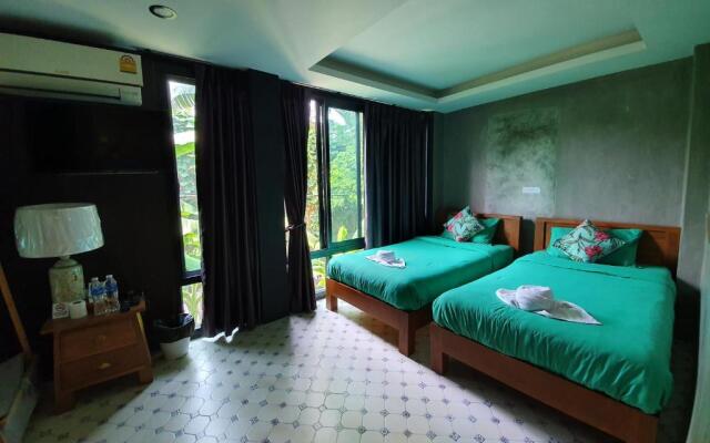 Baan Wualamphong บ้านวัวลำพอง
