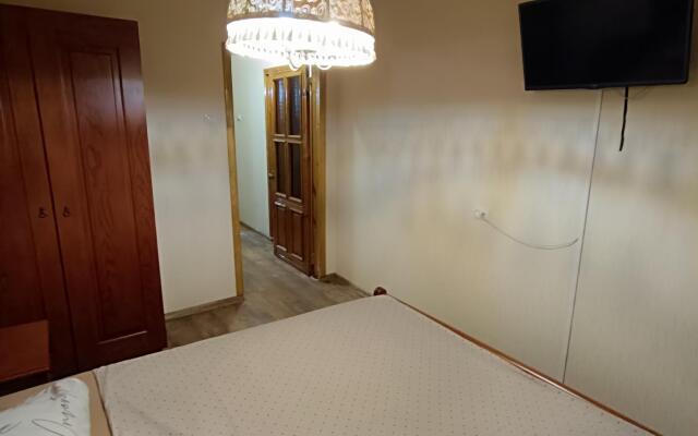 Апартаменты на улице Орджоникидзе 7