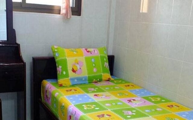 Penguin Hotel Kawthaung