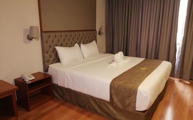 Hotel Candamo