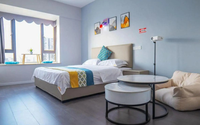 Luoman Hotel (Baicheng University Town University of Science and Technology)