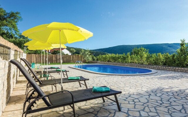 Amazing Home in Palje Brdo With Wifi and 3 Bedrooms