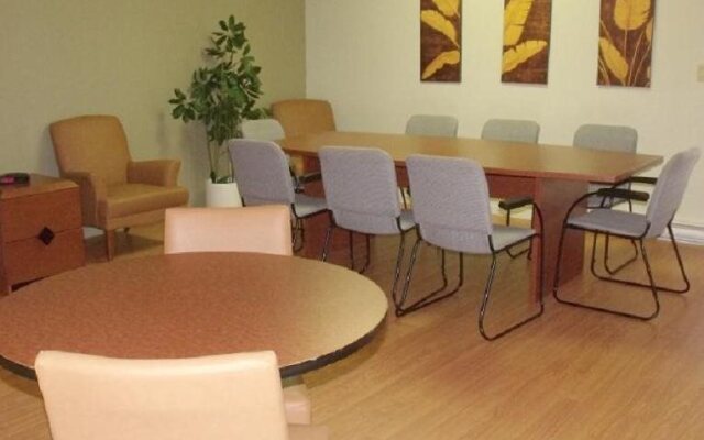 Hôtel Le Dauphin Saint-Hyacinthe