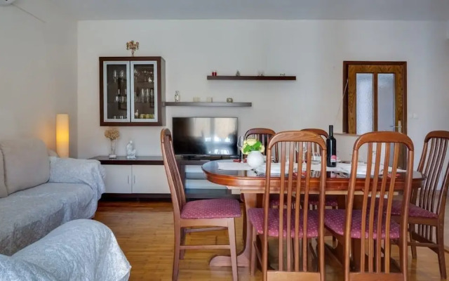 Nena - 10 m From sea - A1