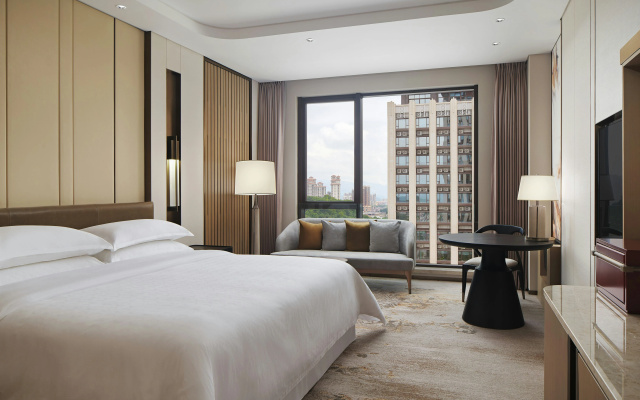Sheraton Yunfu Xinxing Hotel – Guest Rooms – Yunfu