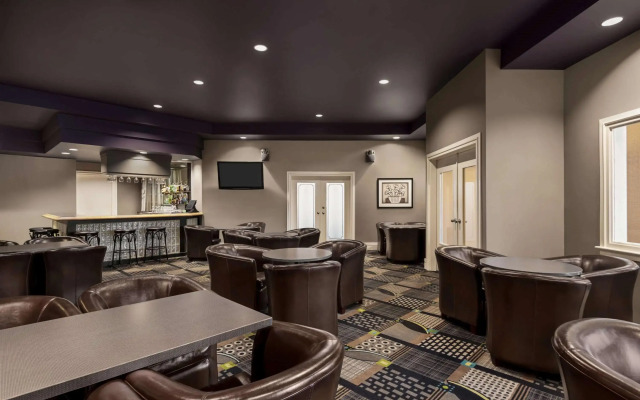 Royal Hotel Regina, Trademark Collection by Wyndham