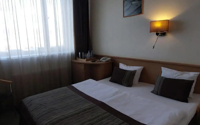 Sky High Hotel