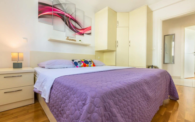 Urban City Apartment