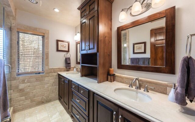 Aspenwood by Luxury Mountain Destination