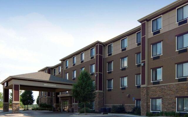 Comfort Suites Grand Rapids North