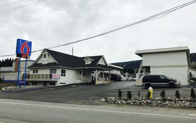 Motel 6 Kamloops, BC