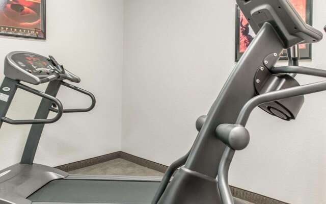 MainStay Suites Pittsburgh Airport