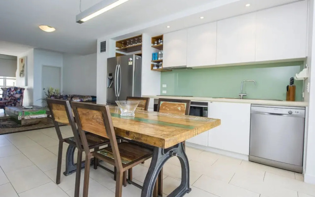 1 Bright Point Apartment 4303