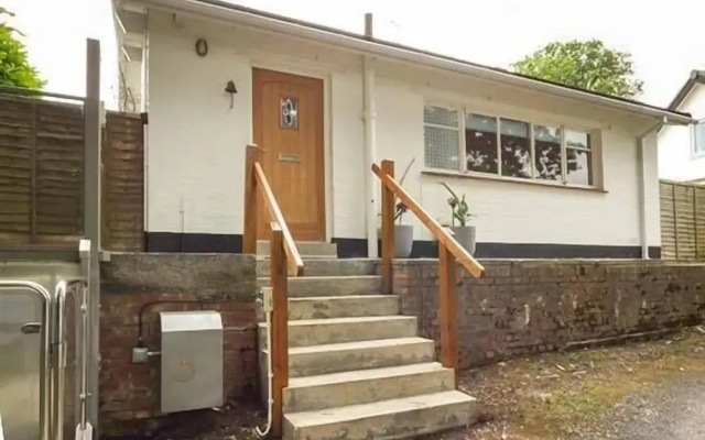Compass Cottage