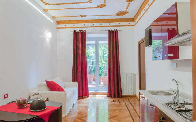 Lh Royal Suites