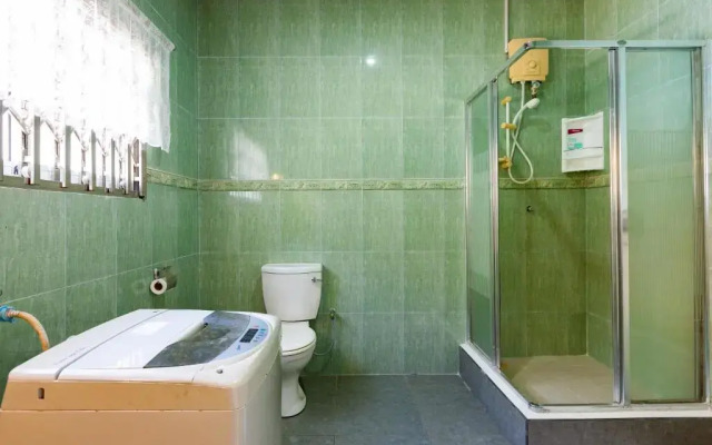 Hide Away Holiday Apartments