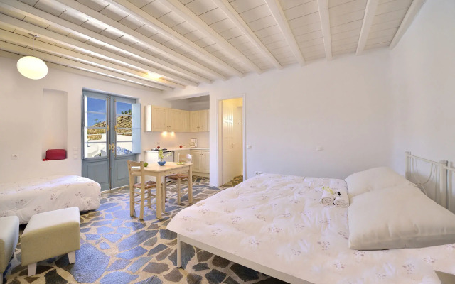 Mykonos Pantheon
