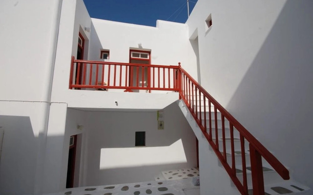 Dimitra Pension