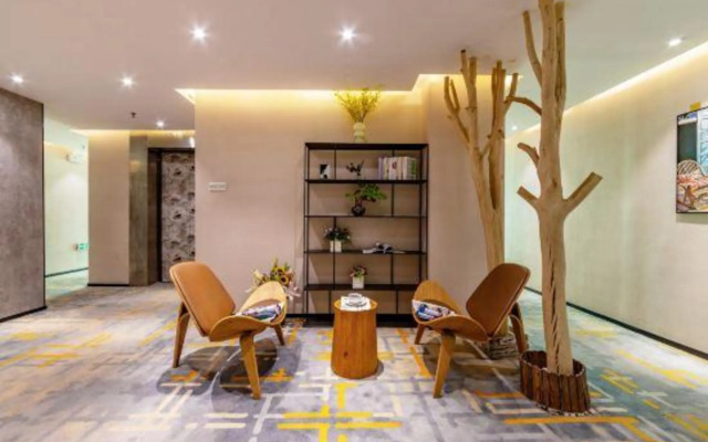 Orchid Hotel
