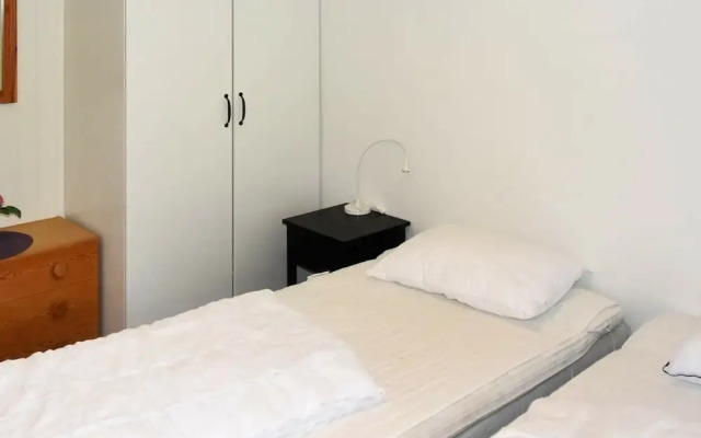 Seaside Serenity in Leirvik-by Traum