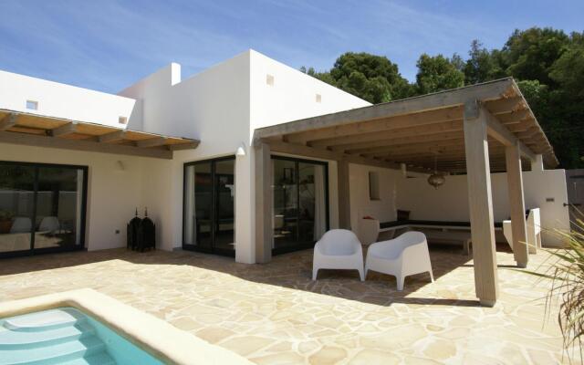 Modern Villa in Moraira with Private Pool
