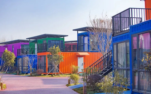 Wild Luxury Holiday Camp