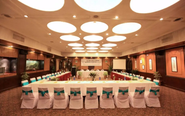 Hotel Swosti Premium